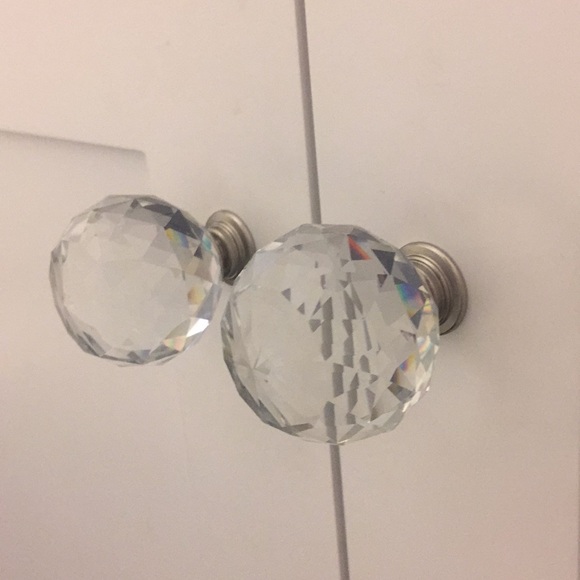 New Crystal Cabinet Drawer Knobs - Picture 3 of 12